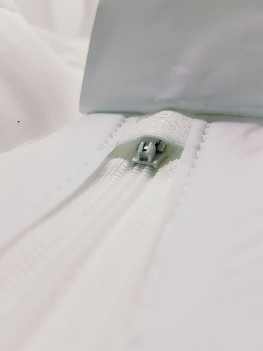 A quality bedbug mattress with encased zipper